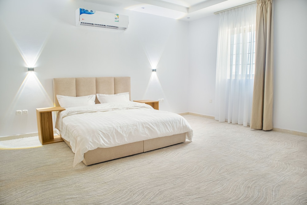 Luxury Villa, 2 Bedrooms photo 2