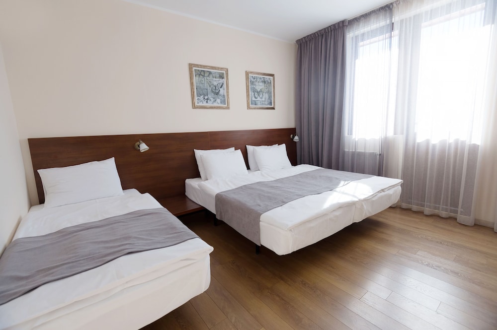 Standard Triple Room, Balcony - Photo 1