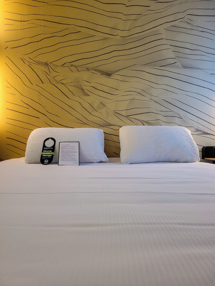 Classic Double Room, 1 Queen Bed, Mobility Accessible photo 1