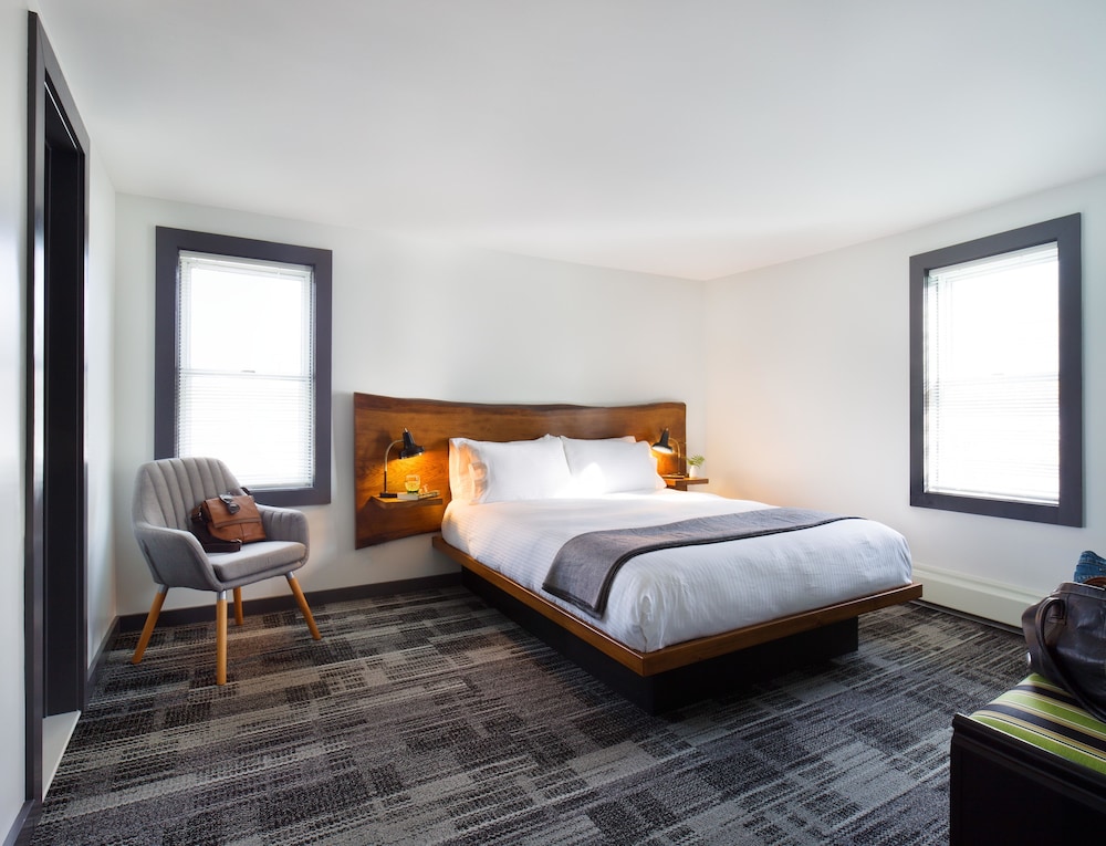 Room, 1 Queen Bed photo 3