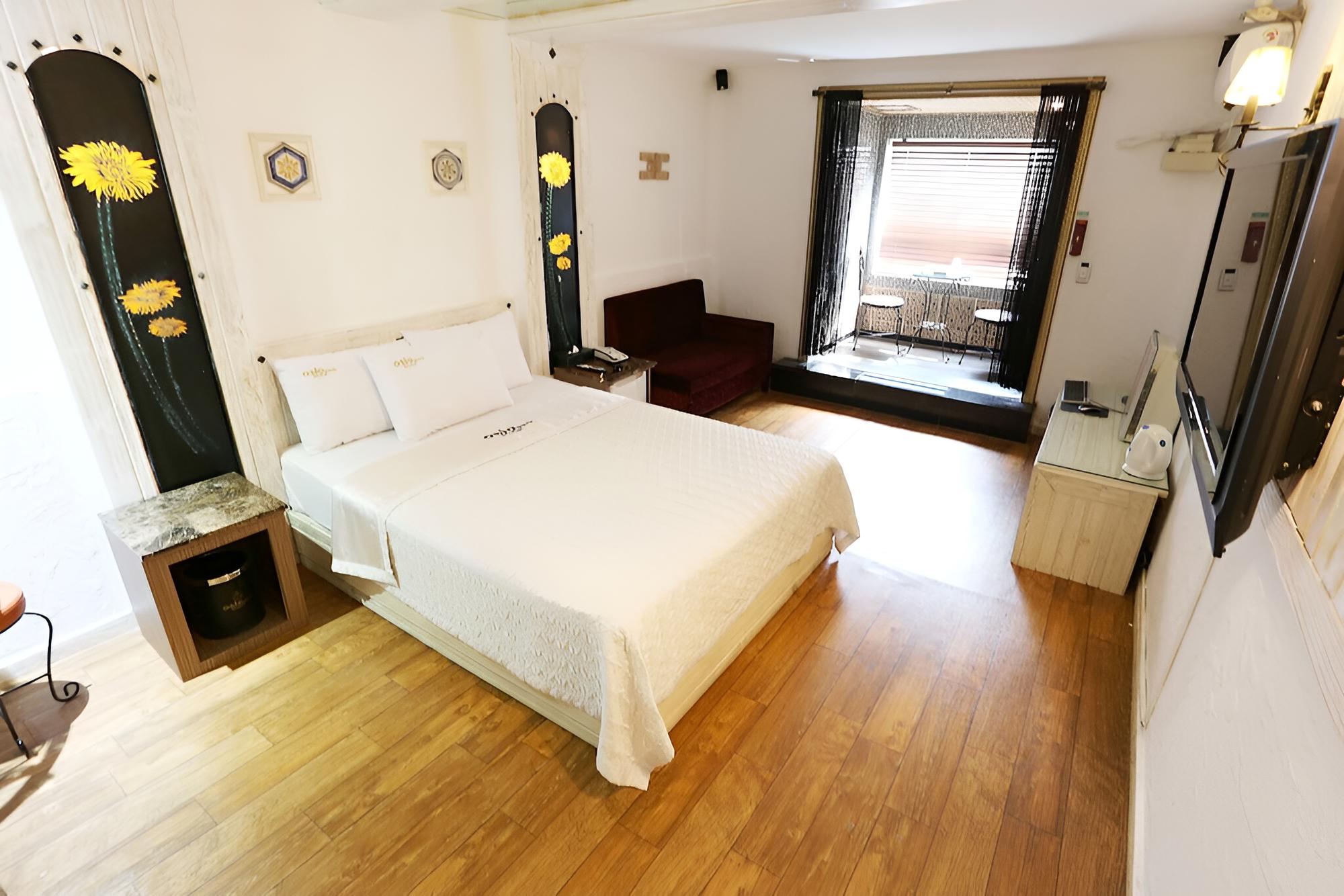 Room (Standard Room (Random Assignment)) - Photo 4