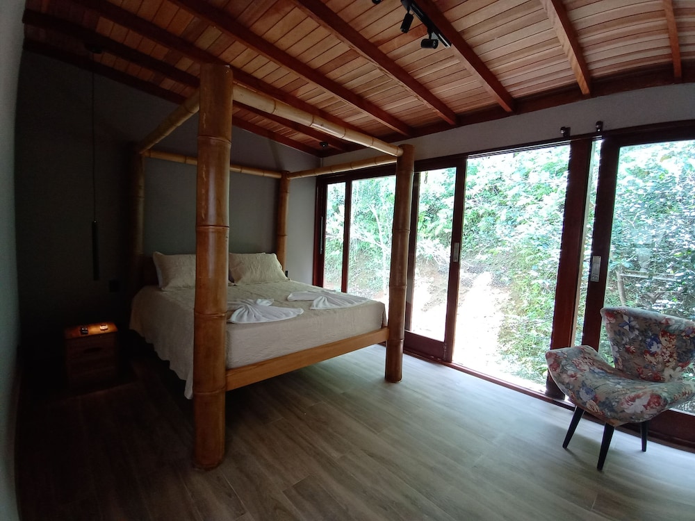 Panoramic Studio Suite, 1 Queen Bed, Mountain View