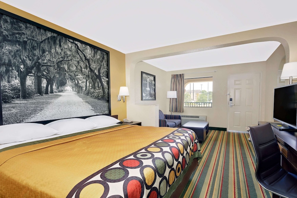 Studio Suite, 1 King Bed, Non Smoking