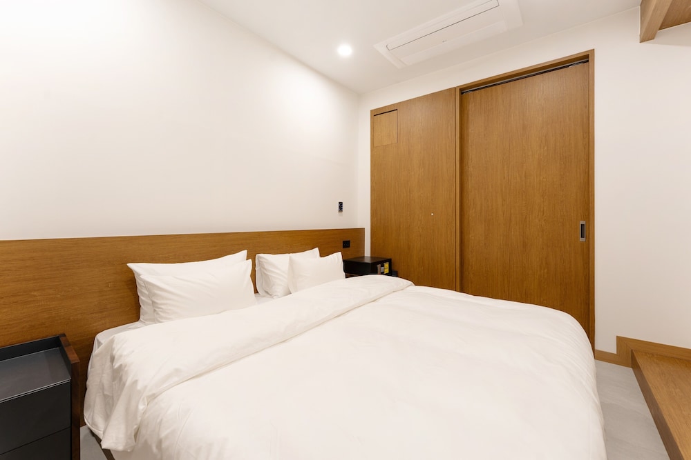 Residential Royal Suite Room