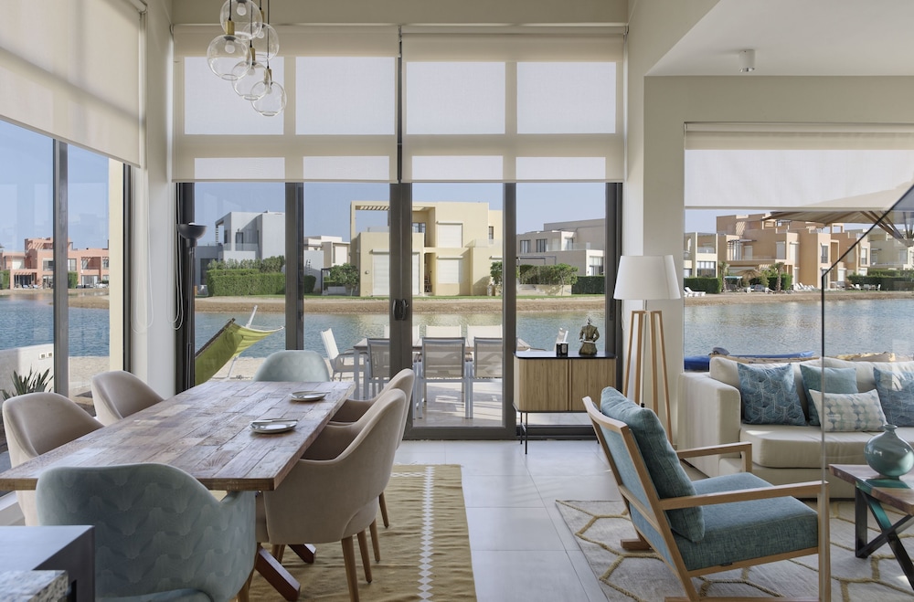 Elite Villa photo 1