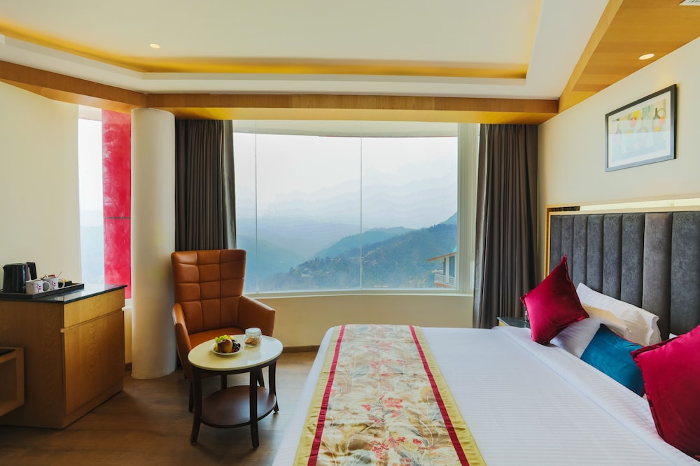 Club Room - Photo 6