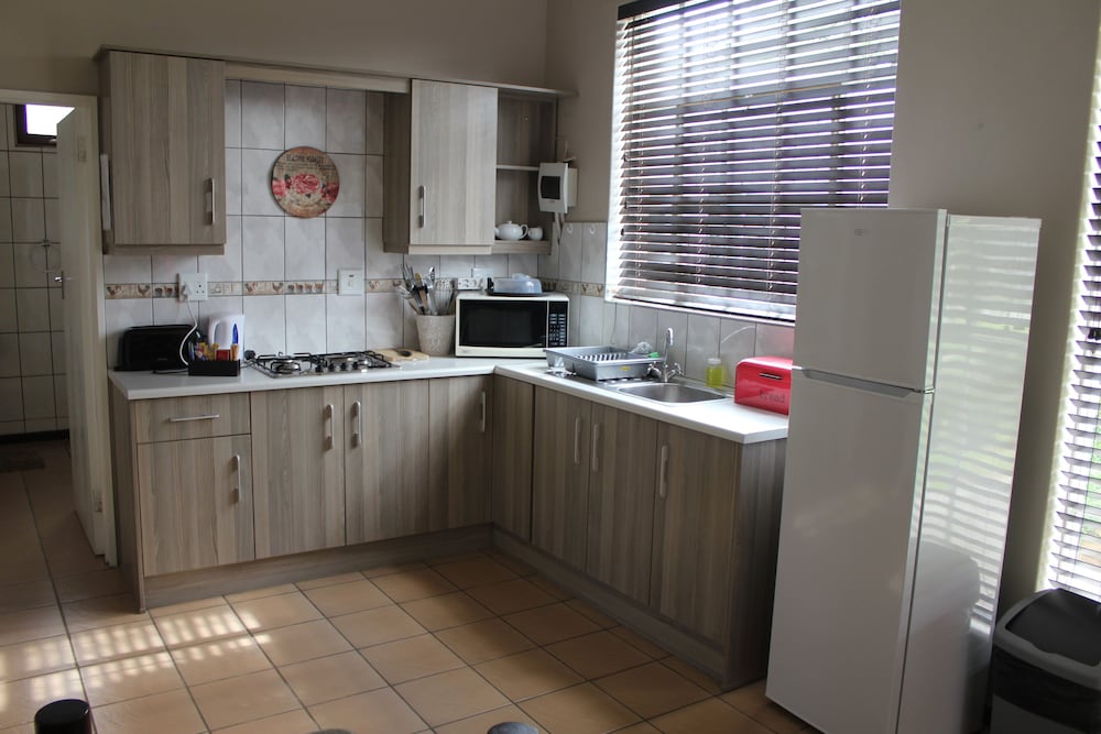 Self-Catering Chalet photo 2