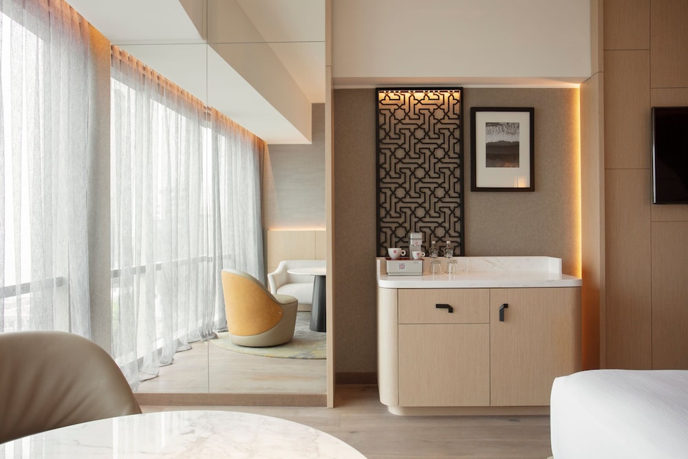 Premium Room, 2 Queen Beds photo 3