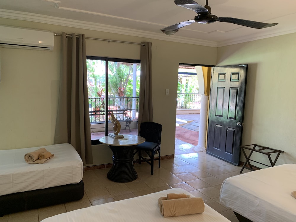 Triple Room photo 2