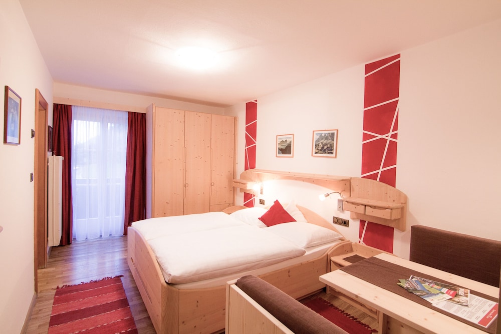 Standard Triple Room, Mountain View photo 1