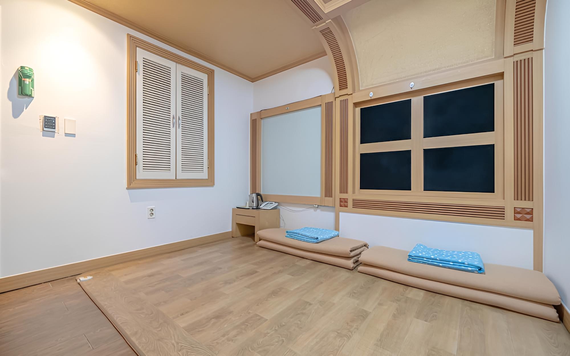 Room (General (Ondol)) - Photo 1
