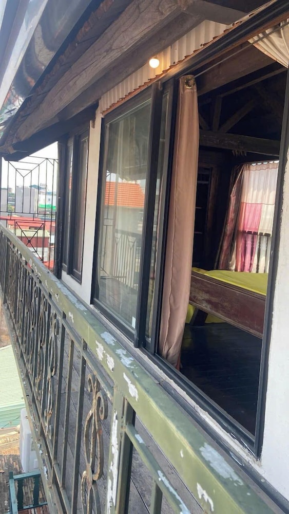 Family Studio Suite, 2 Bedrooms, Balcony, Garden View photo 2