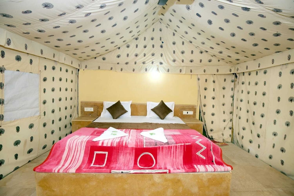 Deluxe Tent