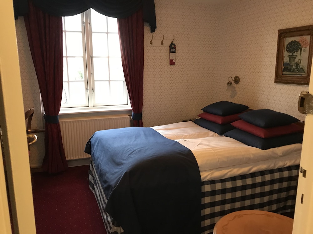 Basic Double Room (French Bed 1,40) photo 1