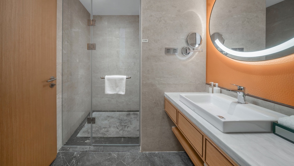Standard Room, 2 Double Beds (High Floor) photo 3