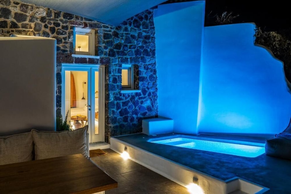 Suite with heated plunge pool - Photo 11