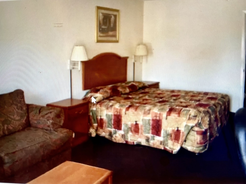 Basic Double Room photo 1