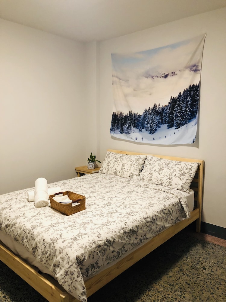Standard Suite, 1 Double Bed, No Windows, Tower photo 1