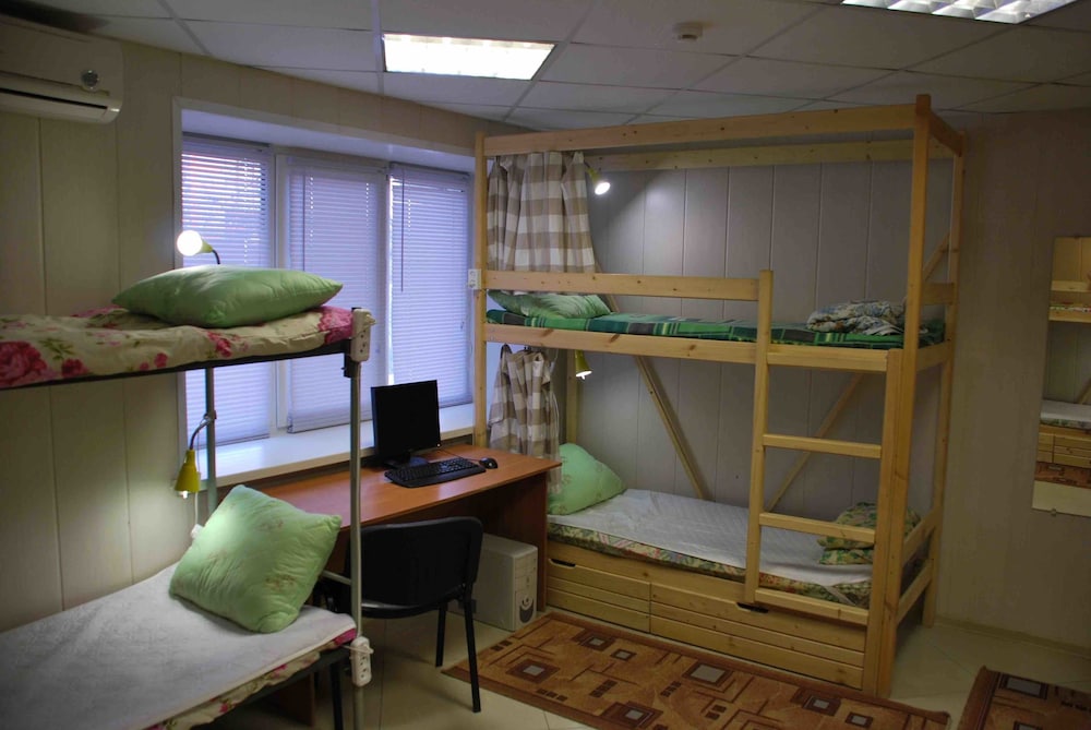 Bed in 10-Beds Mixed Dormitory Room photo 3