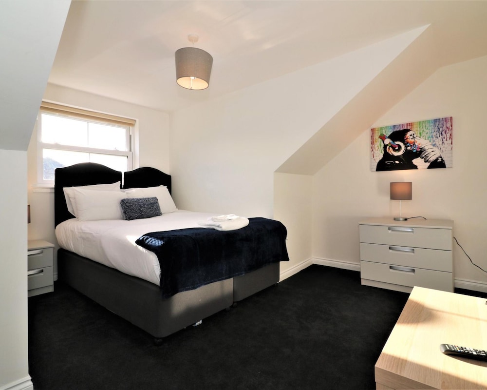 Apartment photo 1