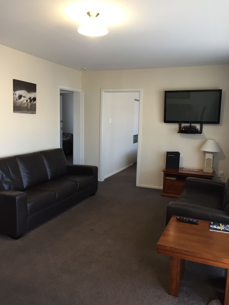 Suite, 2 Bedrooms photo 2