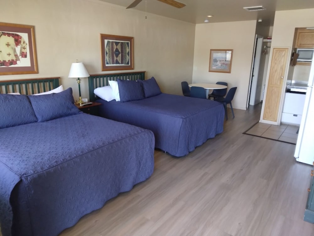 Basic Double Room photo 1