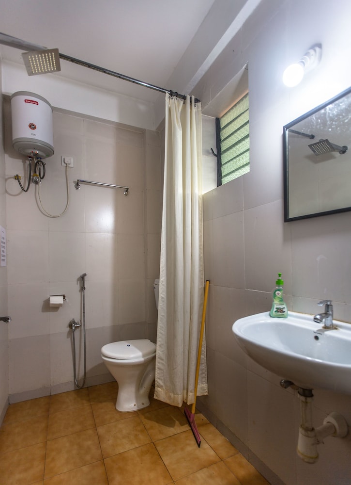 Deluxe Room, 1 Double Bed photo 2