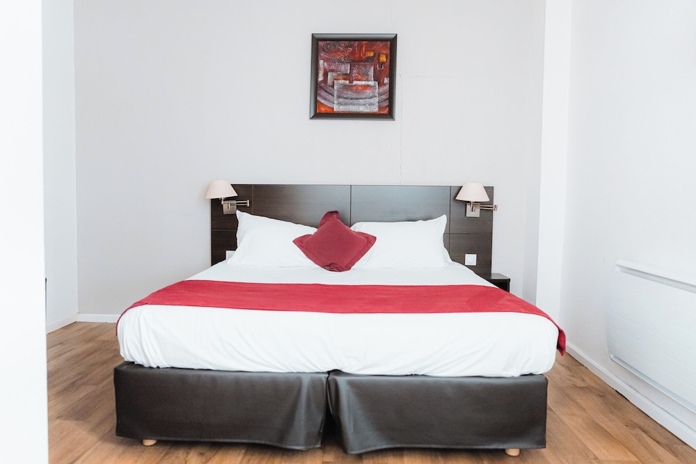 Classic Double Room - Photo 8