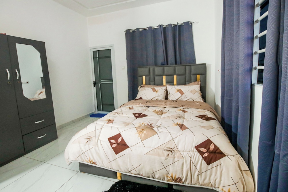 Deluxe Apartment photo 2