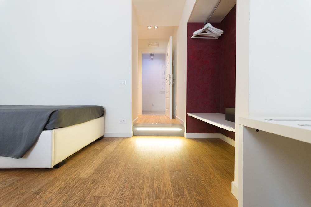 Superior Double Room (King) photo 3