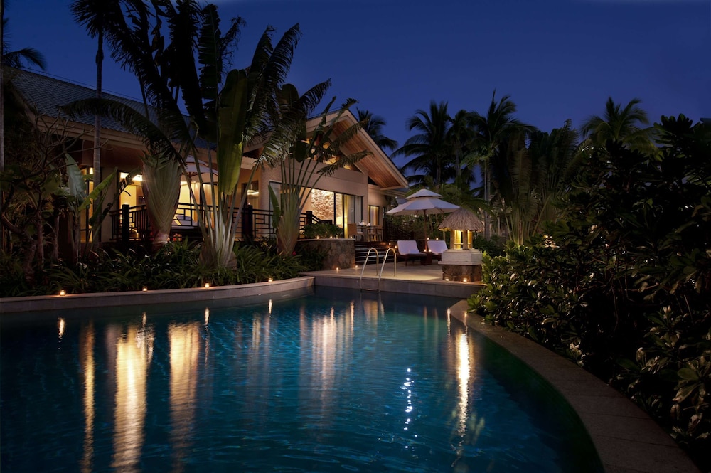 2 Bedroom Ocean View Pool Villa thumbnail 6