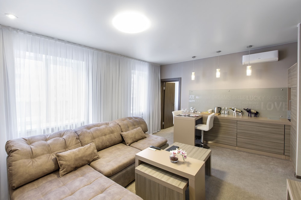 Executive Suite photo 3
