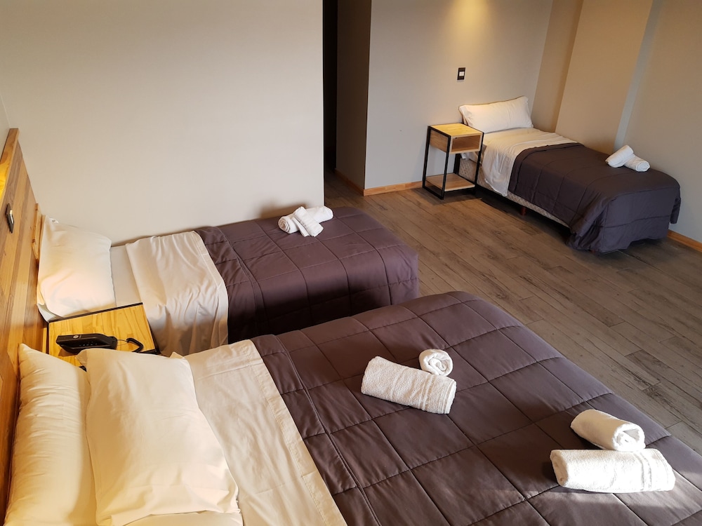 Superior Quadruple Room, Lake View