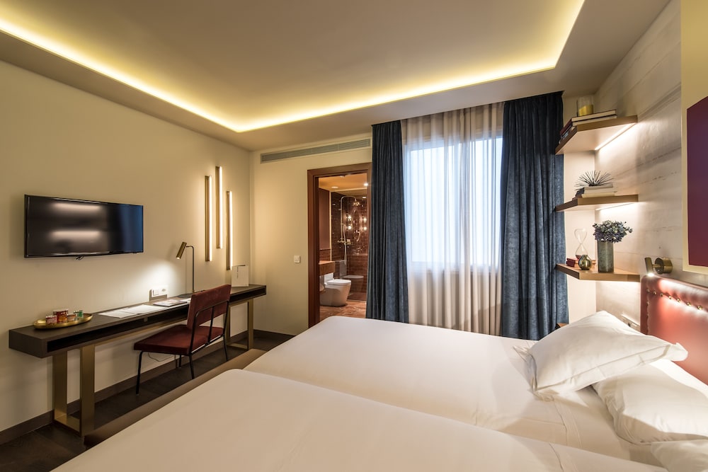 Economy Room photo 3