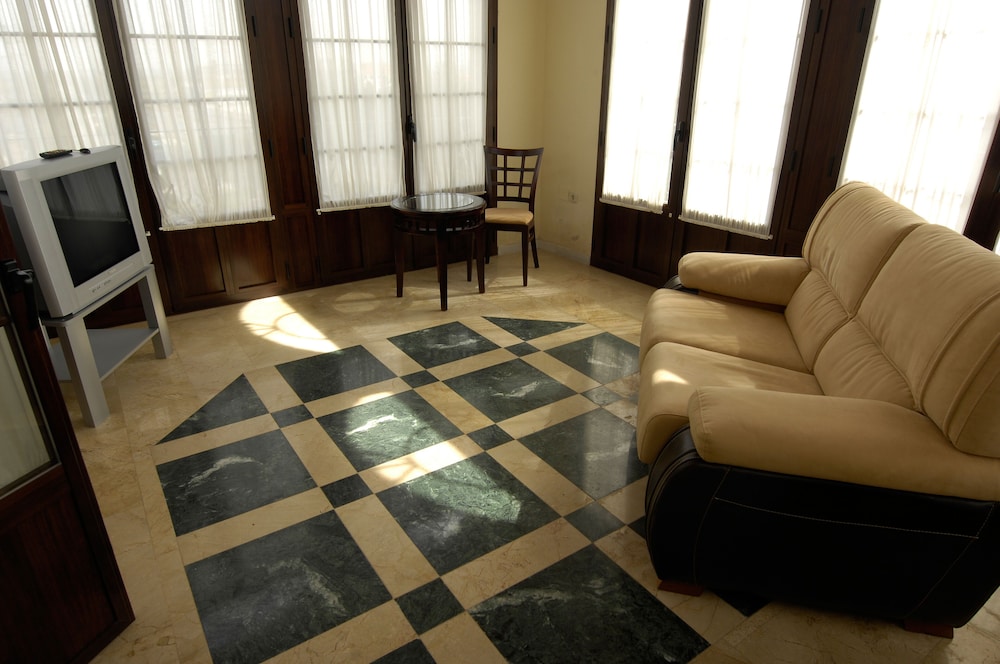 Junior Suite - Photo 3