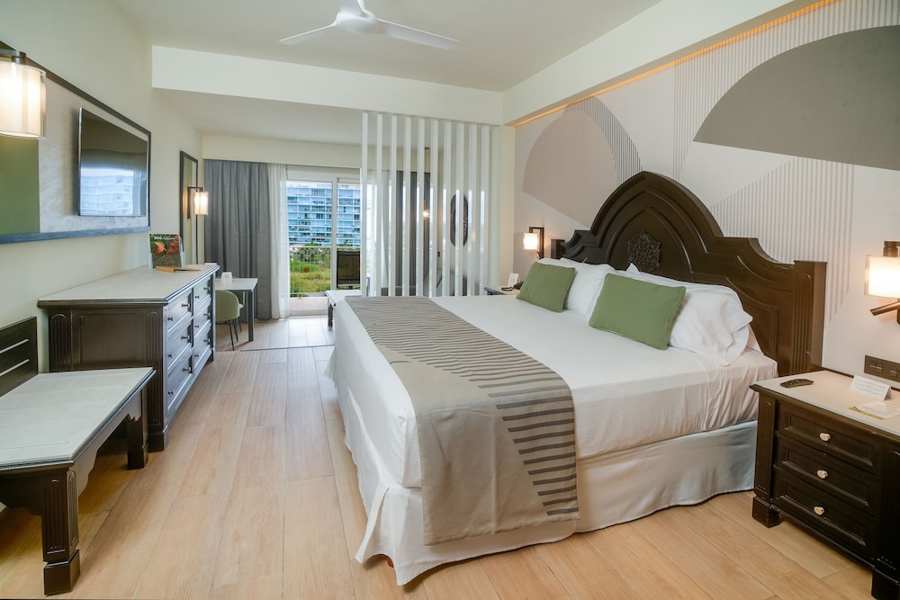 Junior Suite (b2c-ca)