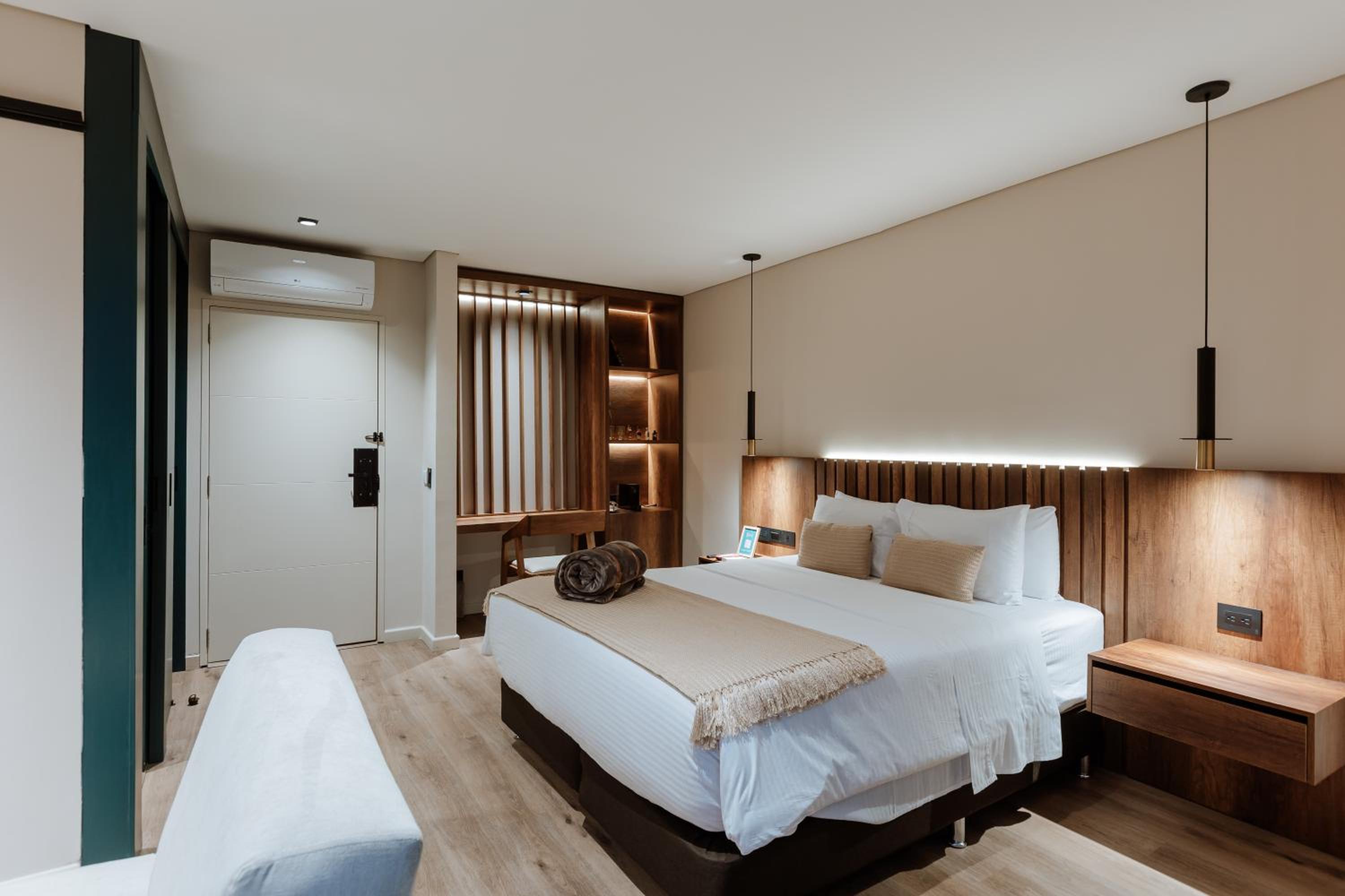 Deluxe Double Room photo 3