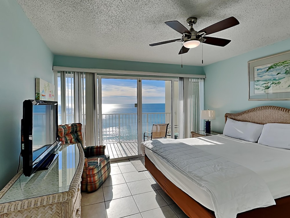 Condo, 1 King Bed with Sofa bed, Balcony, Ocean View (T2 1102 - No Pets)
