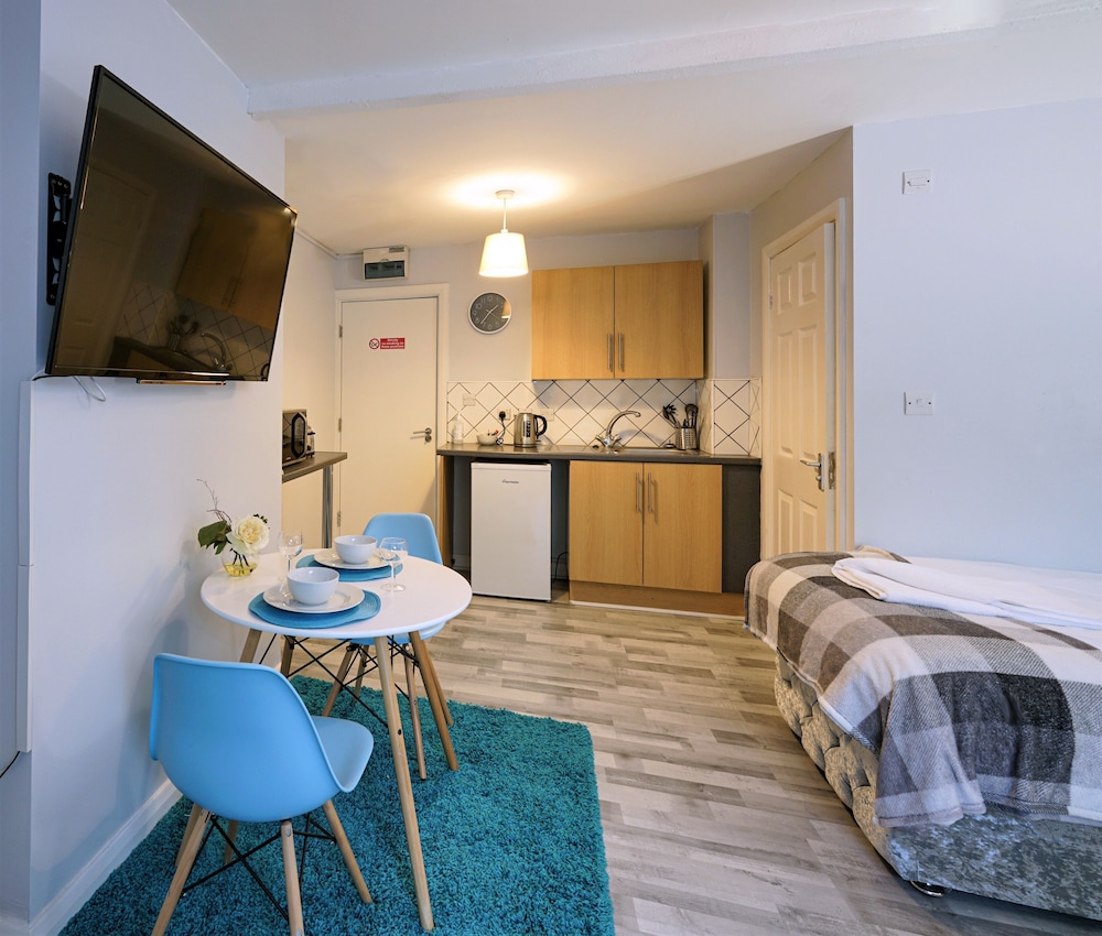 Studio Apartment (1) photo 3