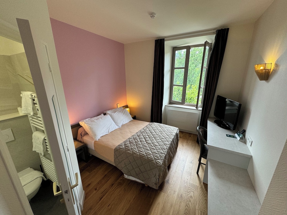 Double Room, River View