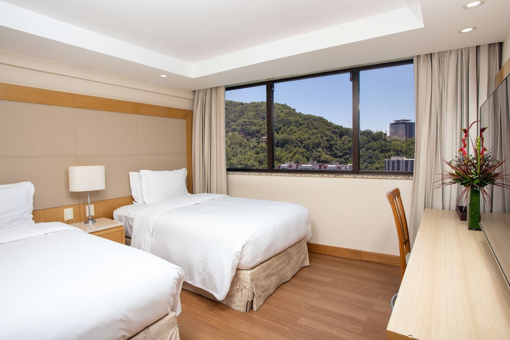 Executive Studio, 2 Twin Beds, Club Lounge Access