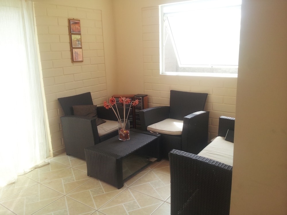 Family Apartment, 3 Bedrooms photo 2