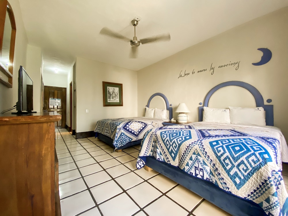 Standard Double Room - Photo 3