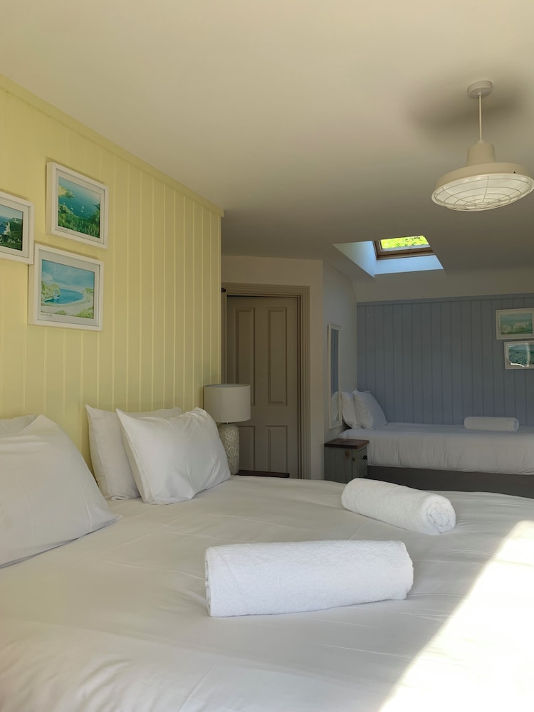 Deluxe Triple Room - Photo 3
