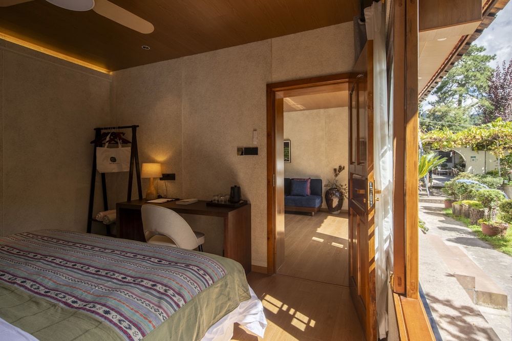 Basic Double Room photo 3
