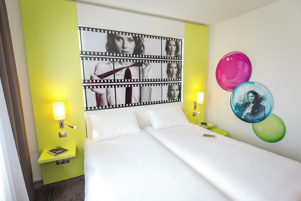 Standard Suite, 2 Double Beds, Connecting Rooms photo 2