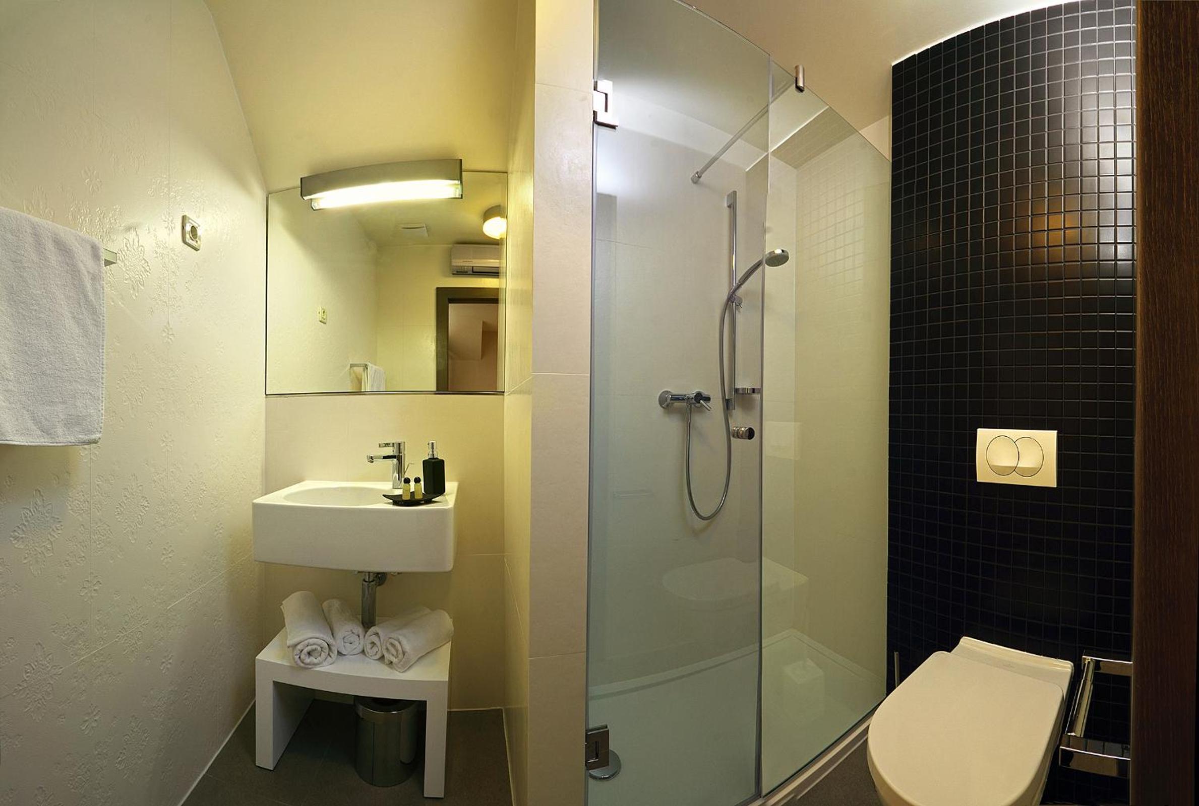 Standard Double Room photo 2
