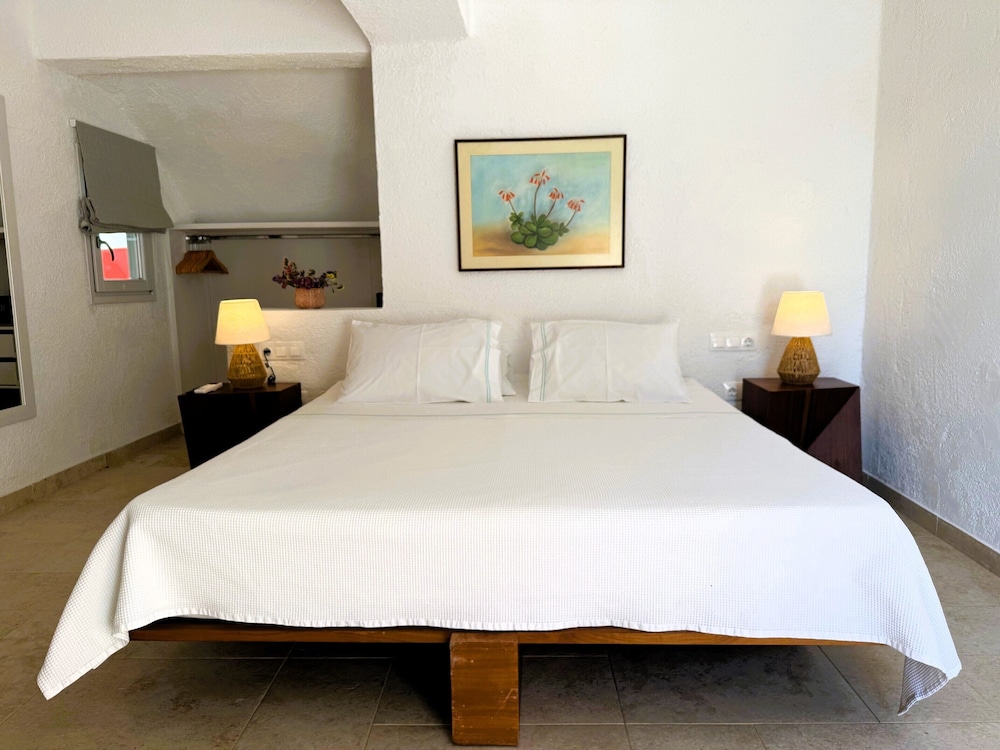 NEW GENERATION SIDE SEA VIEW ROOM photo 3