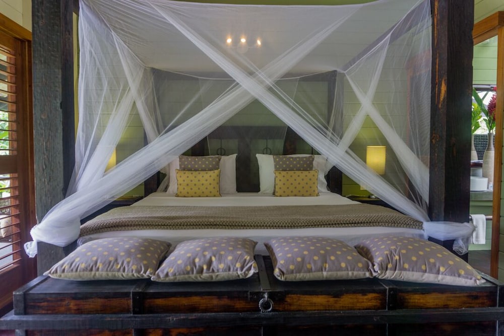 Luxury Double Room, 1 King Bed, Garden View photo 1