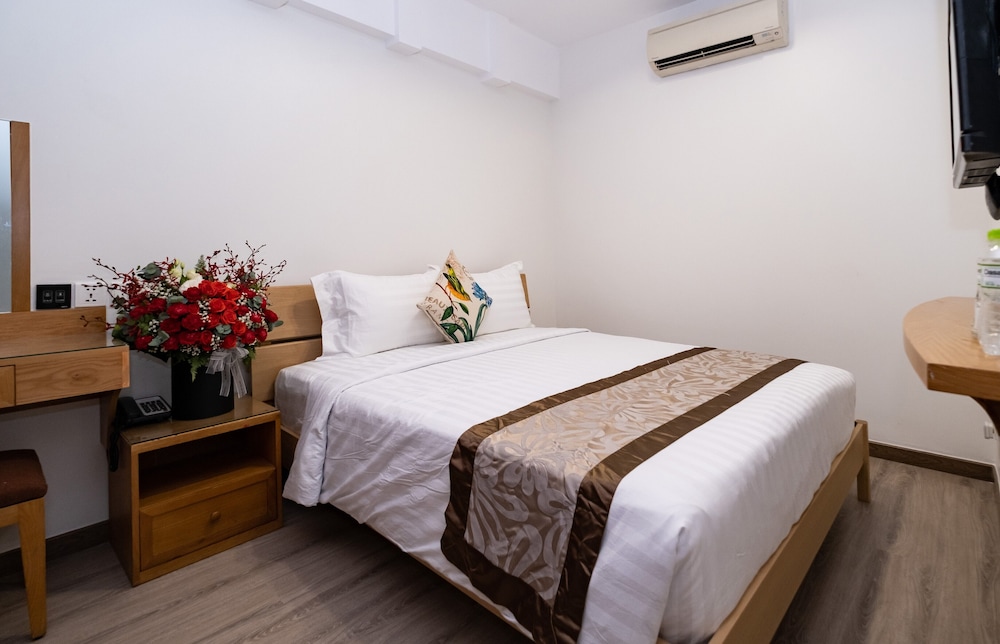 Standard Double Room photo 3